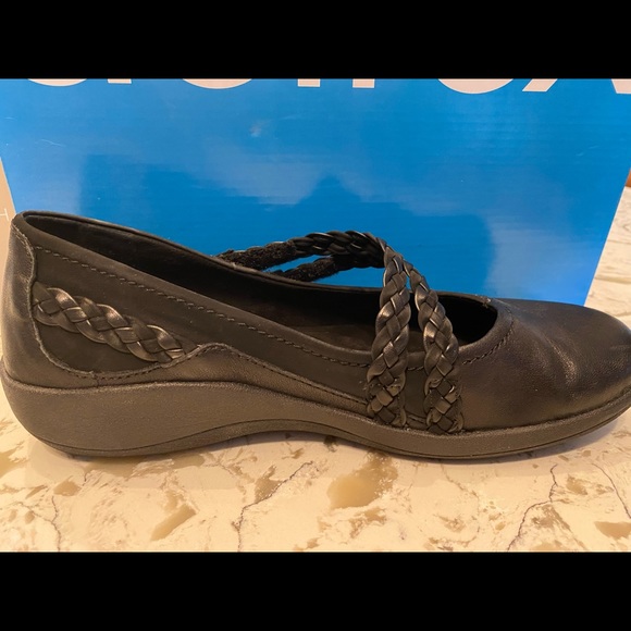 Aetrex Black Loafer Size 40 9-9 1/2 - Picture 3 of 9